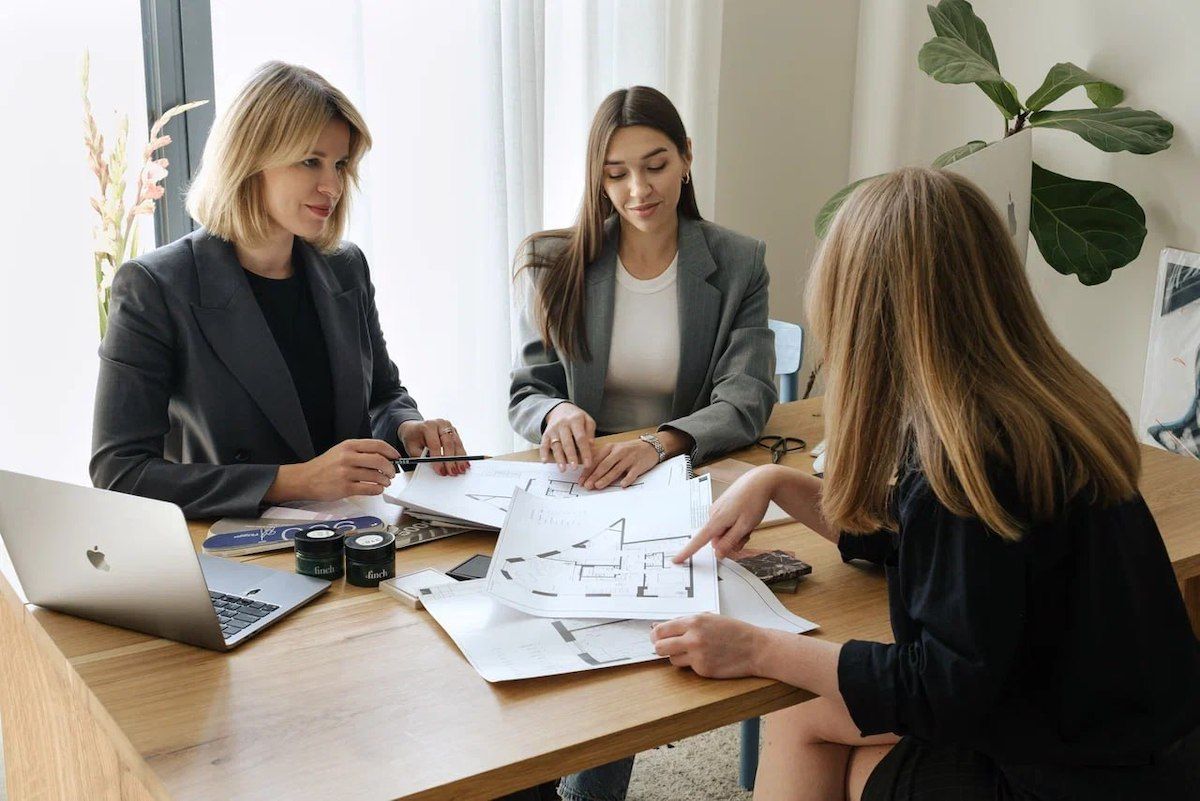 История предпринимателя. Как пройти путь от частных заказов до премиальных дизайнов в Дубае и Лондоне